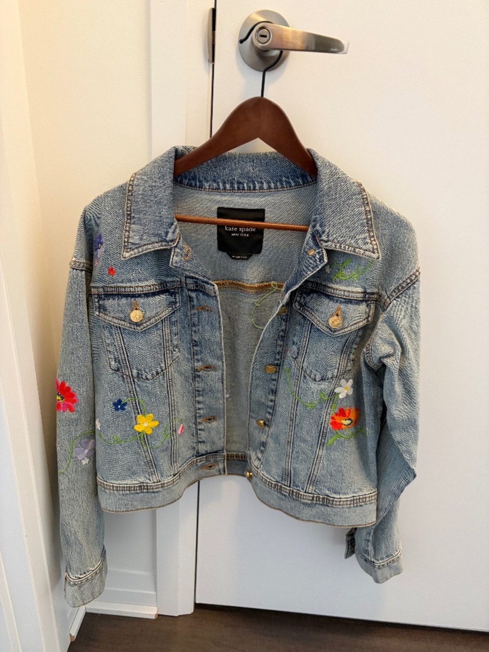 Kate Spade New York Floral Embroidered Denim Jacket – XS – BRAND NEW